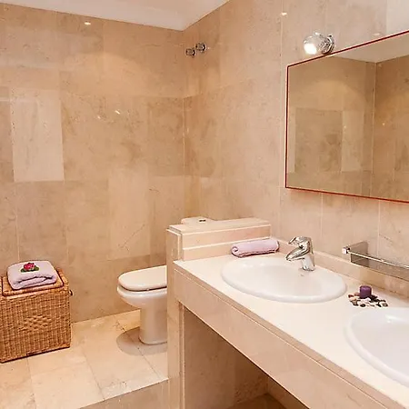 Maspalomas Sleeps 8 Pool Air Con Wifi